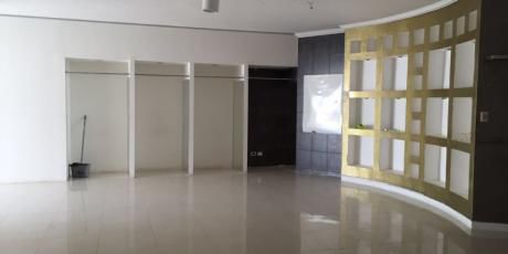 Rentable Amplio Local Comercial De Dos Plantas - Santa Cruz De La Sierra