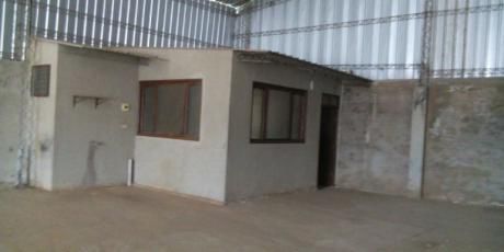 En Zona Comercial Galpón Cerrado Y Funcional - Santa Cruz De La Sierra