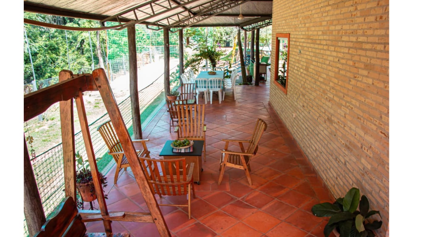 VENDO CASA  CON PISCINA EN ATYRA FULL AMOBLADA — foto 2