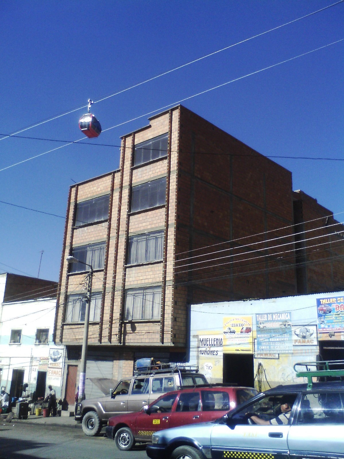 Casa Av. Entre Rios Zona Cementerio