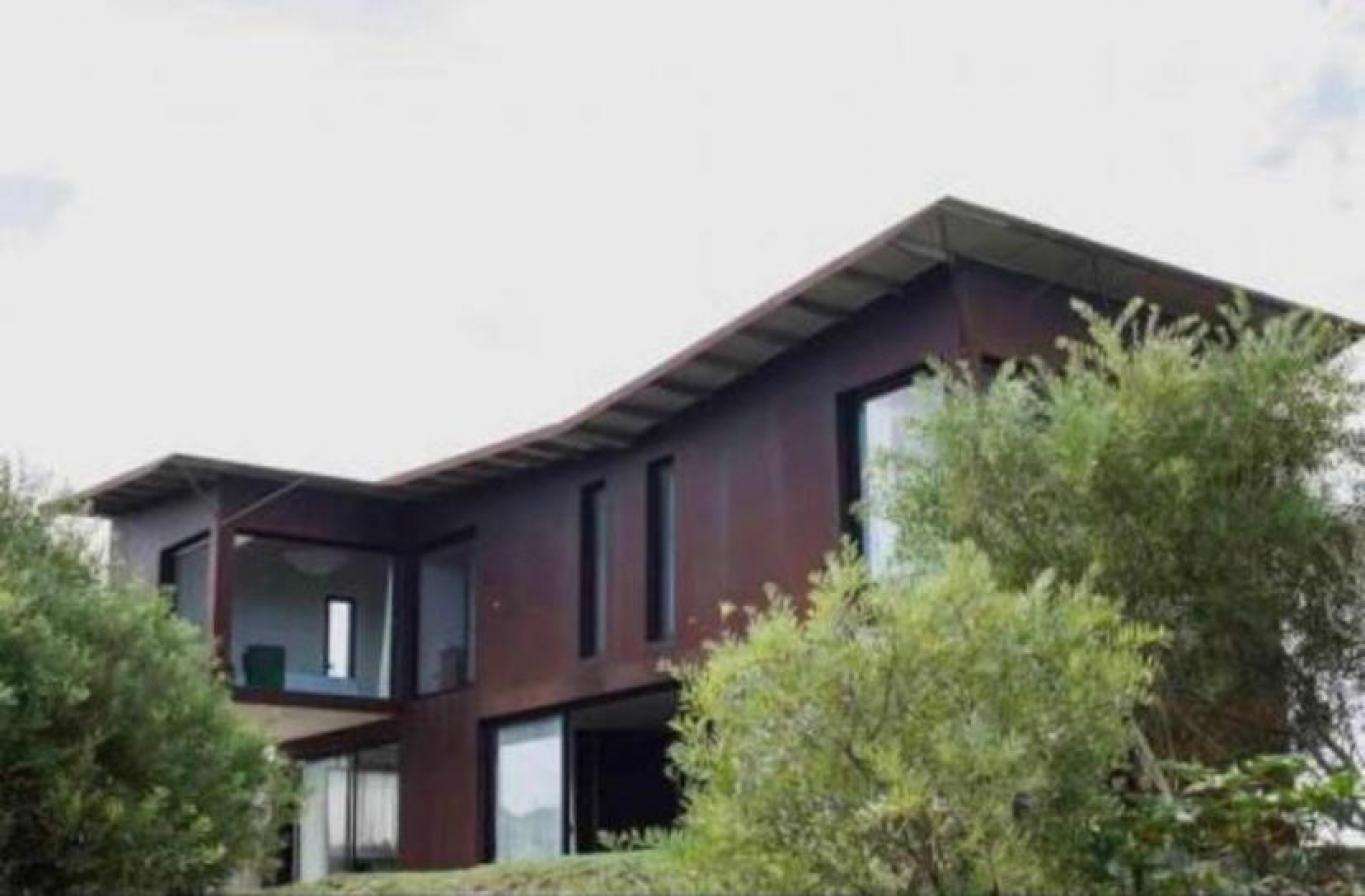 Casa en venta en Punta Piedras