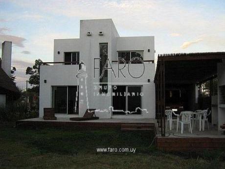 Casas En Pinares