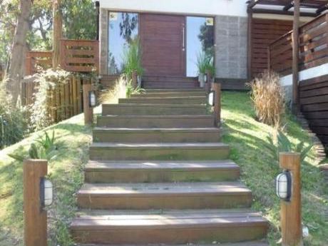 Casas En El Tesoro