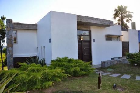 Casas En Manantiales
