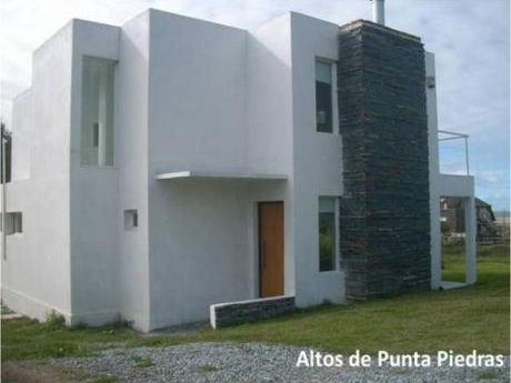 Casas En Punta Piedras