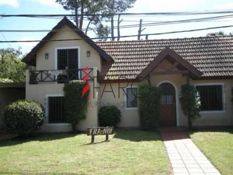 Casas En Playa Mansa