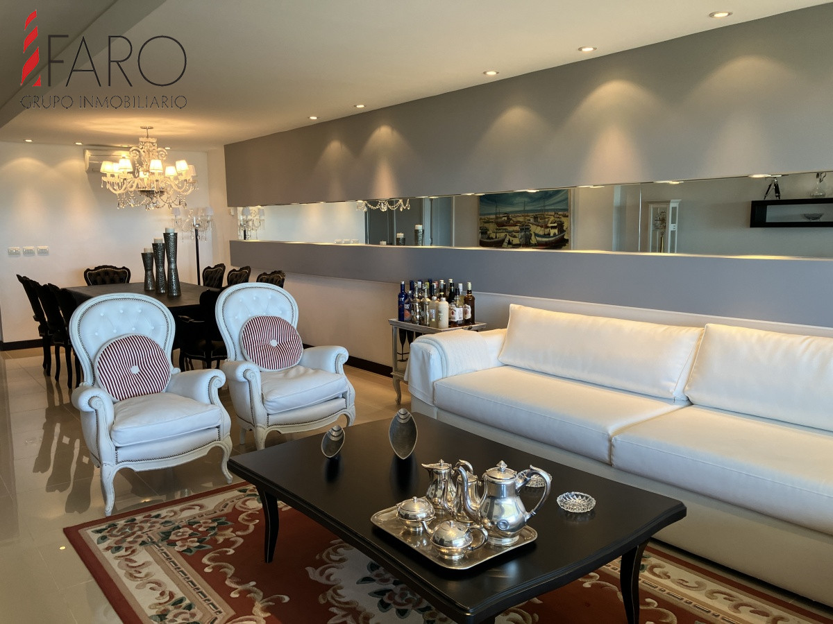 Apartamento en Brava 3 dormitorios con terraza y 2 cocheras · Foto 3