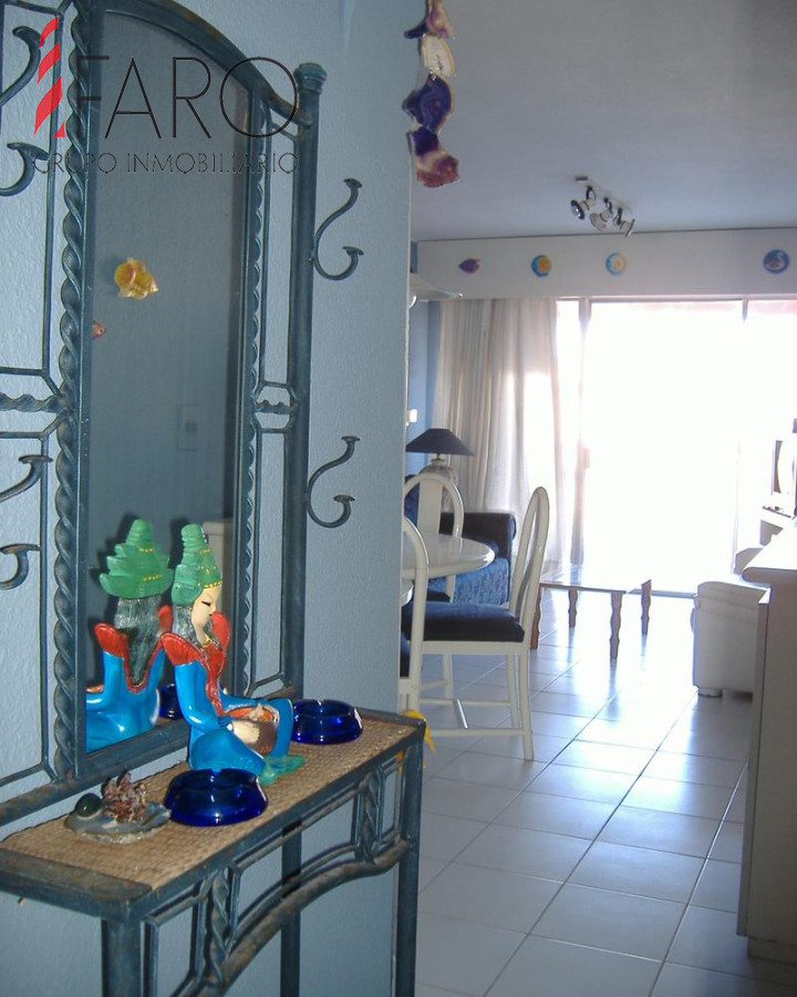 Apartamento en Península 2 dormitorios con garage · Foto 3