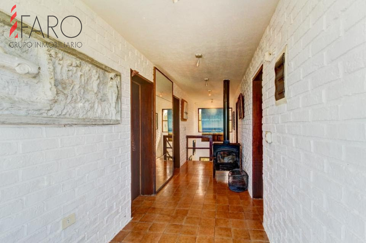 Casa en Altos de Punta Piedras 4 dormitorios y dependencia con parrillero techado · Foto 11