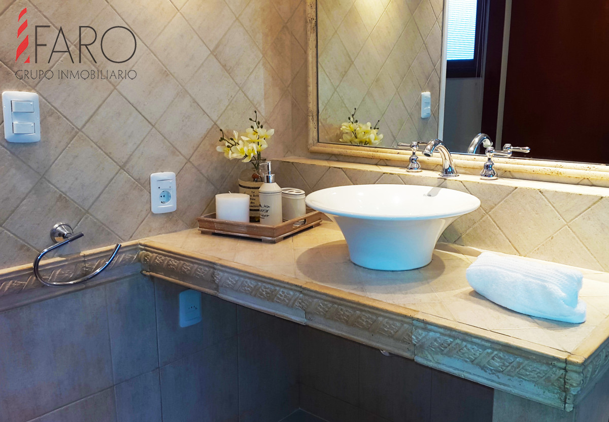 Casa en Mansa 5 dormitorios con piscina y barbacoa · Foto 12
