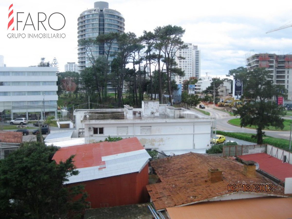 Apartamento en Roosevelt 2 dormitorios 2 baños · Foto 2