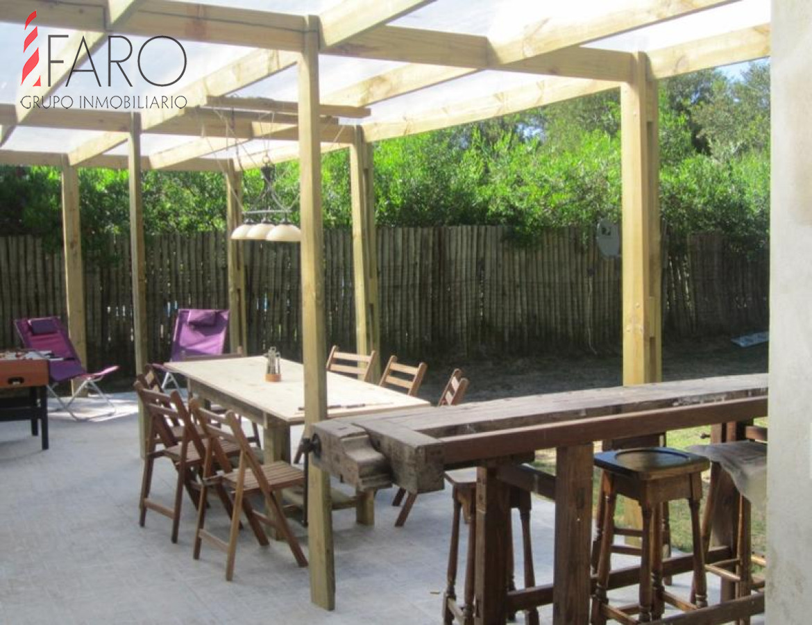 Casa en barrio privado en Jardines de Córdoba 4 dormitorios con parrillero · Foto 2