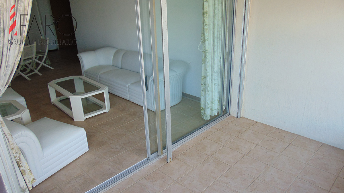 Apartamento en Mansa 3 dormitorios con terraza · Foto 2