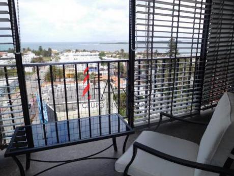 Apartamento En Península 2 Dormitorios Con Garage