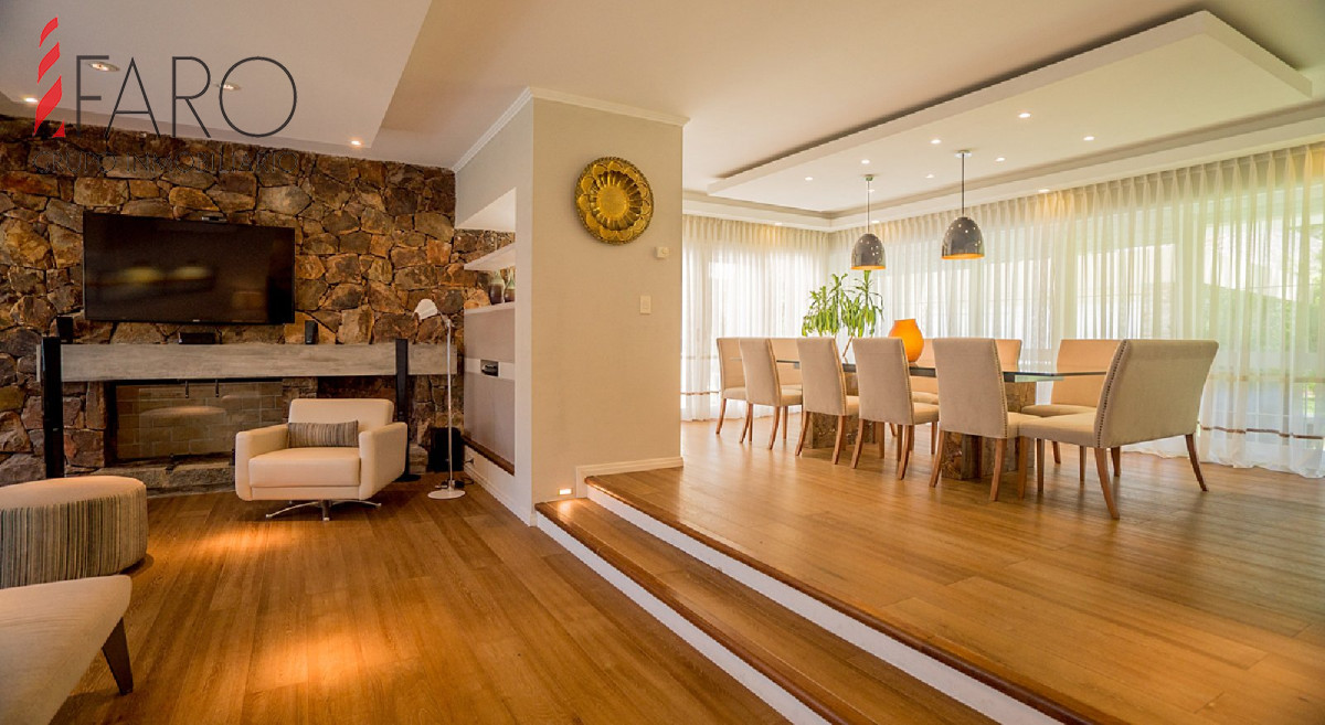 Casa en Mansa 6 dormitorios con piscina, barbacoa y excelente jardín · Foto 2