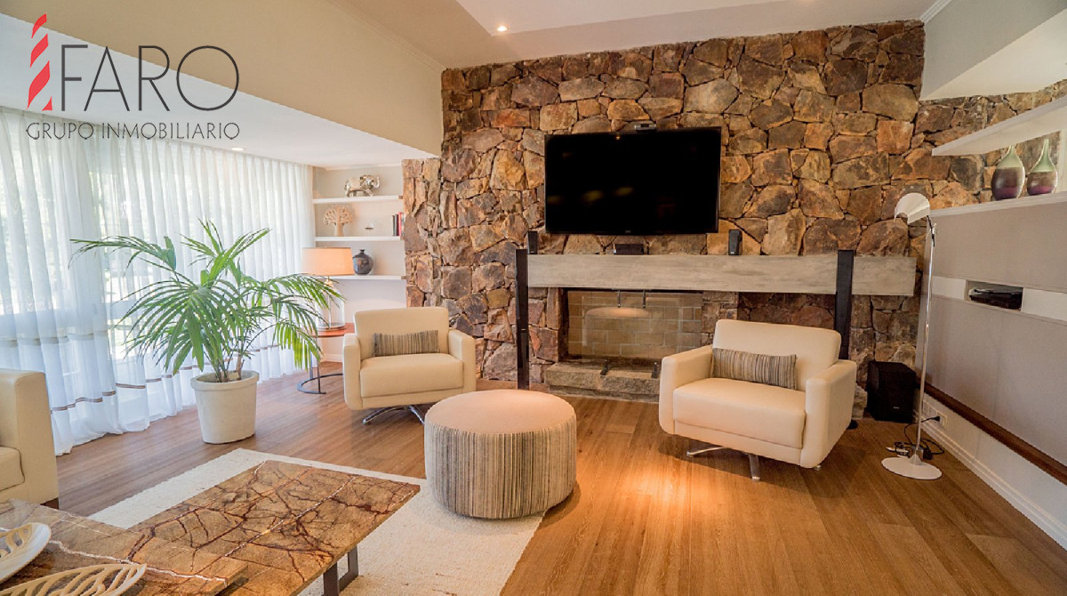 Casa en Mansa 6 dormitorios con piscina, barbacoa y excelente jardín · Foto 4