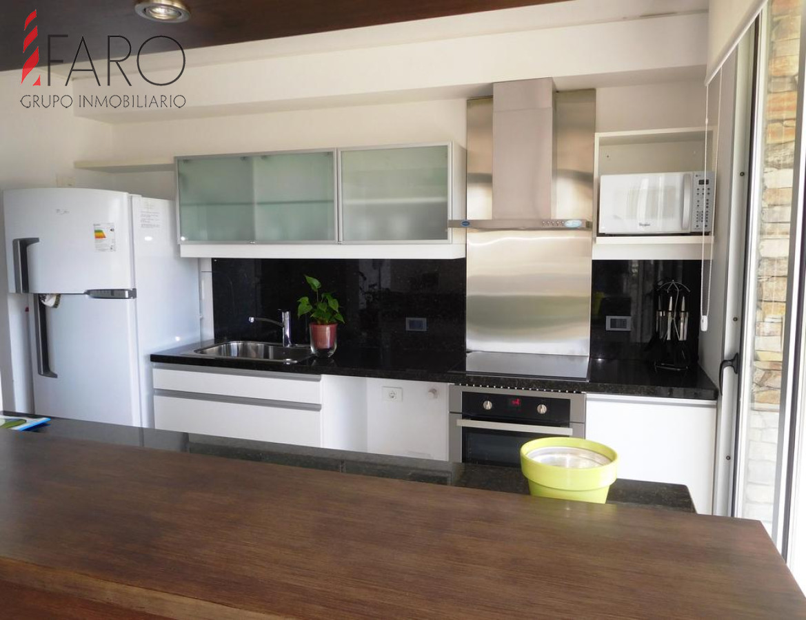Apartamento en Brava 2 dormitorios 2 baños, garage · Foto 3