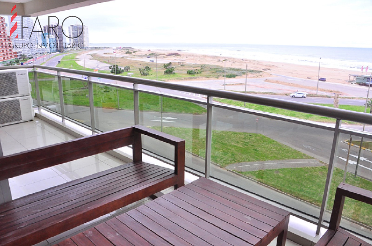 Apartamento en la Brava 4 dormitorios con terraza y garage · Foto 2