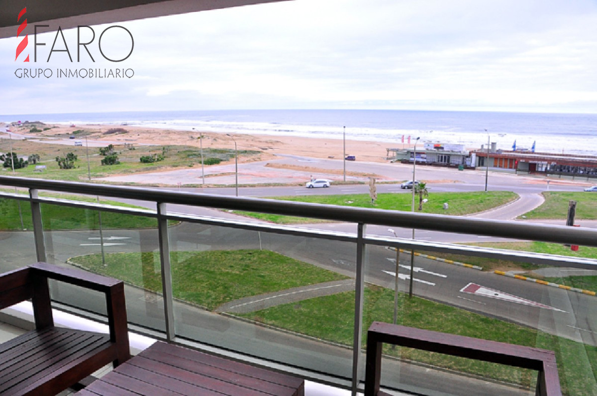 Apartamento en la Brava 4 dormitorios con terraza y garage · Foto 3