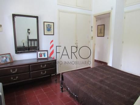 Casa En La Mansa 5 Dormitorios Con Parrillero Y Cochera