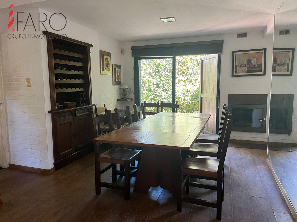 Alquiler anual ideal uso comercial o familiar .Sobre Avenida Córdoba. · Foto 7