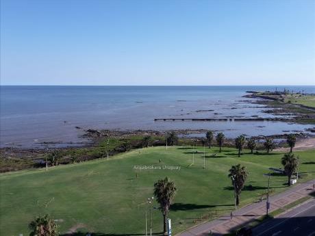 Penthouse 3 Dormitorios Sobre Rambla De Punta Carretas Cw74922