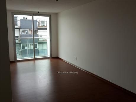 77068 - Apartamento De 1 Dormitorio En Venta En Tres Cruces