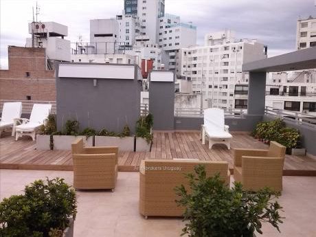 77130 - Apartamento De 2 Dormitorios En Venta Con Renta En Tres Cruces