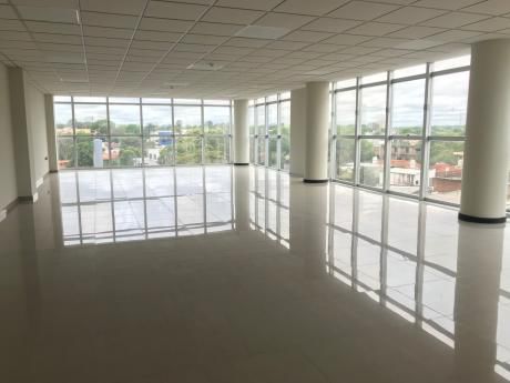 Alquilo Oficinas Corporativas En Ubicacion Estrategica Sobre San Martin