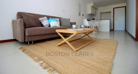 Apartamento En Venta: 1 Dormitorio, 1 Baño Y 1 Garage En Pocitos Nuevo.