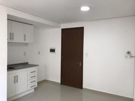 Alquilo Departamento A Lado De U.n.a