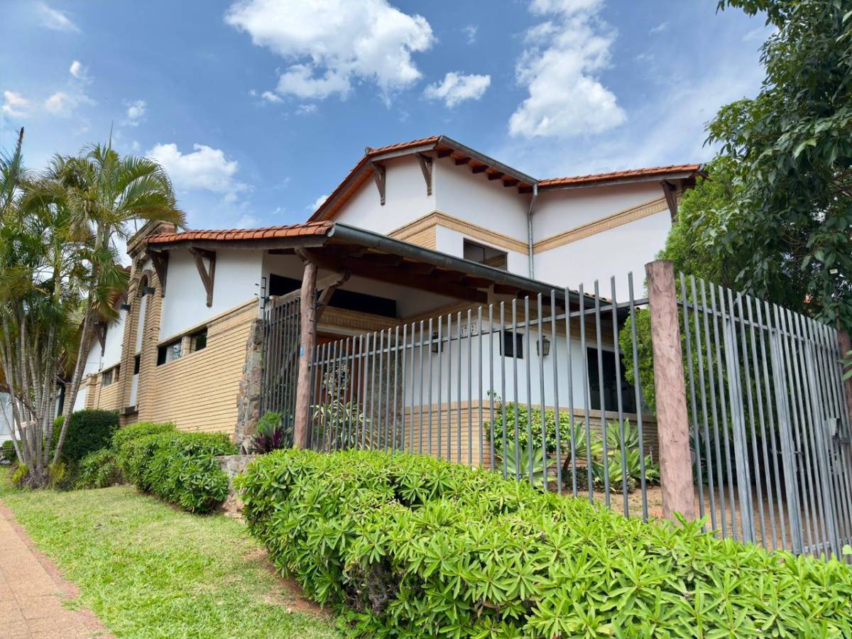 Casa 3 dorm. zona Paseo Adensam | Recoleta — foto 2