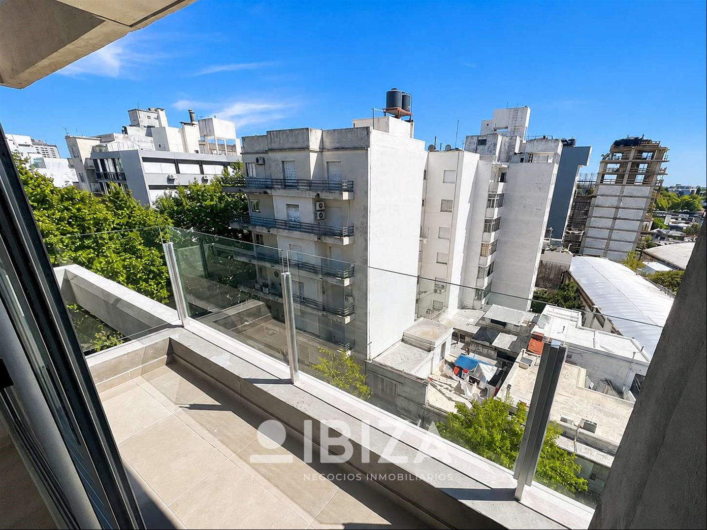 Alquiler apartamento 1 Dormitorio con terraza en 3 Cruces