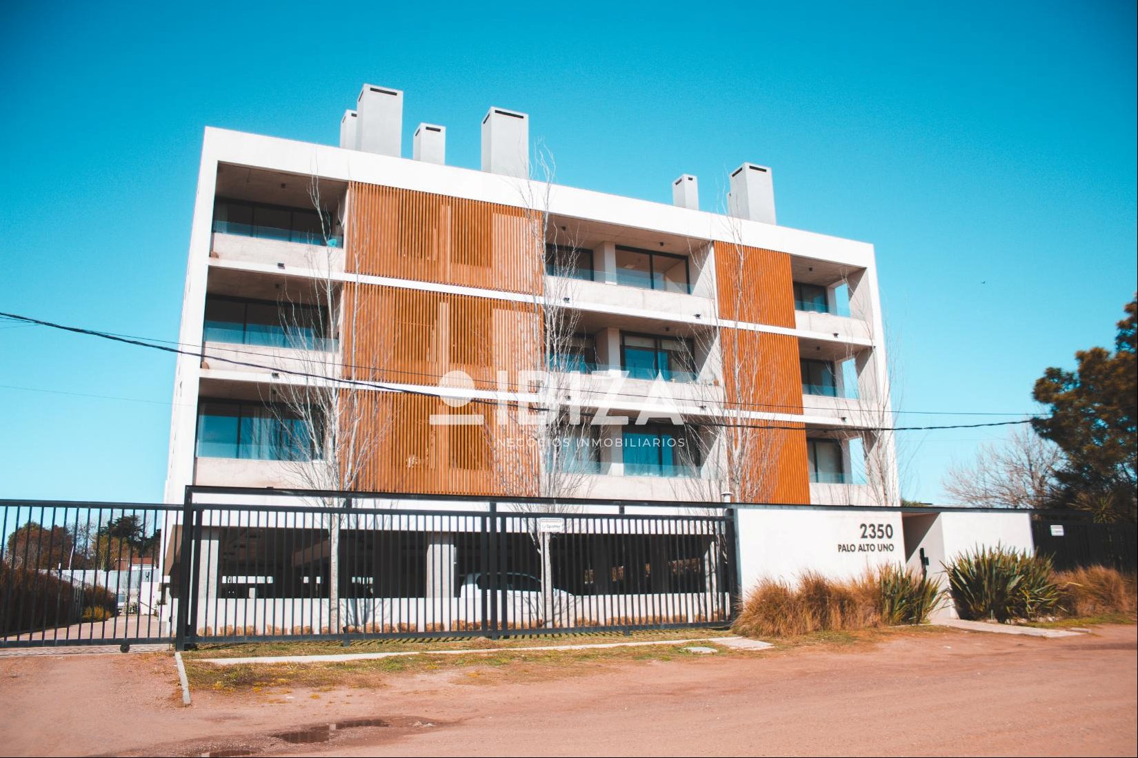 Alquiler Apartamento 2 Dormitorios con parrillero y cochera Carrasco Norte · Foto 6