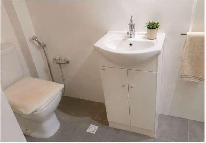Oportunidad Casa en la Comercial sin gastos comunes · Foto 9