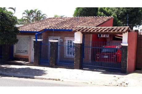 Alquilo Casa En El Barrio Mburucuyá