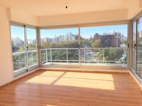 Venta Apto A Estrenar! 1 Dorm. C/ Gje. Pta. Carretas - Golf