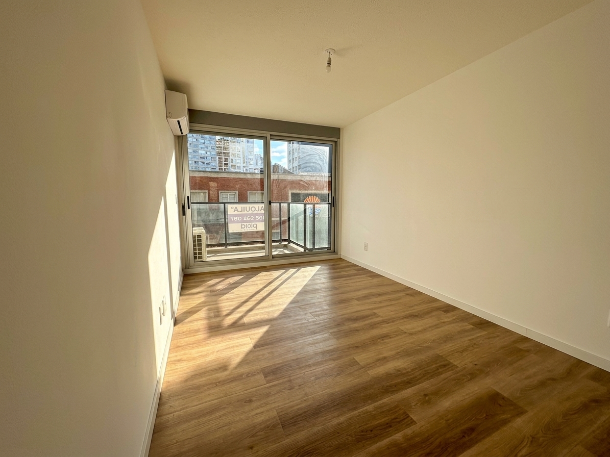 Alquiler de apartamento de 1 dormitorio en Cordón Sur / Edificio Lift · Foto 2
