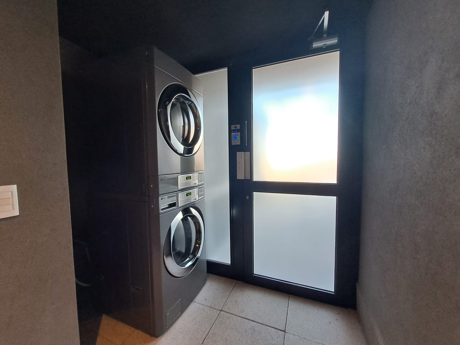 Alquiler de apartamento de 1 dormitorio y garaje en Cordón / Edificio Flip · Foto 10