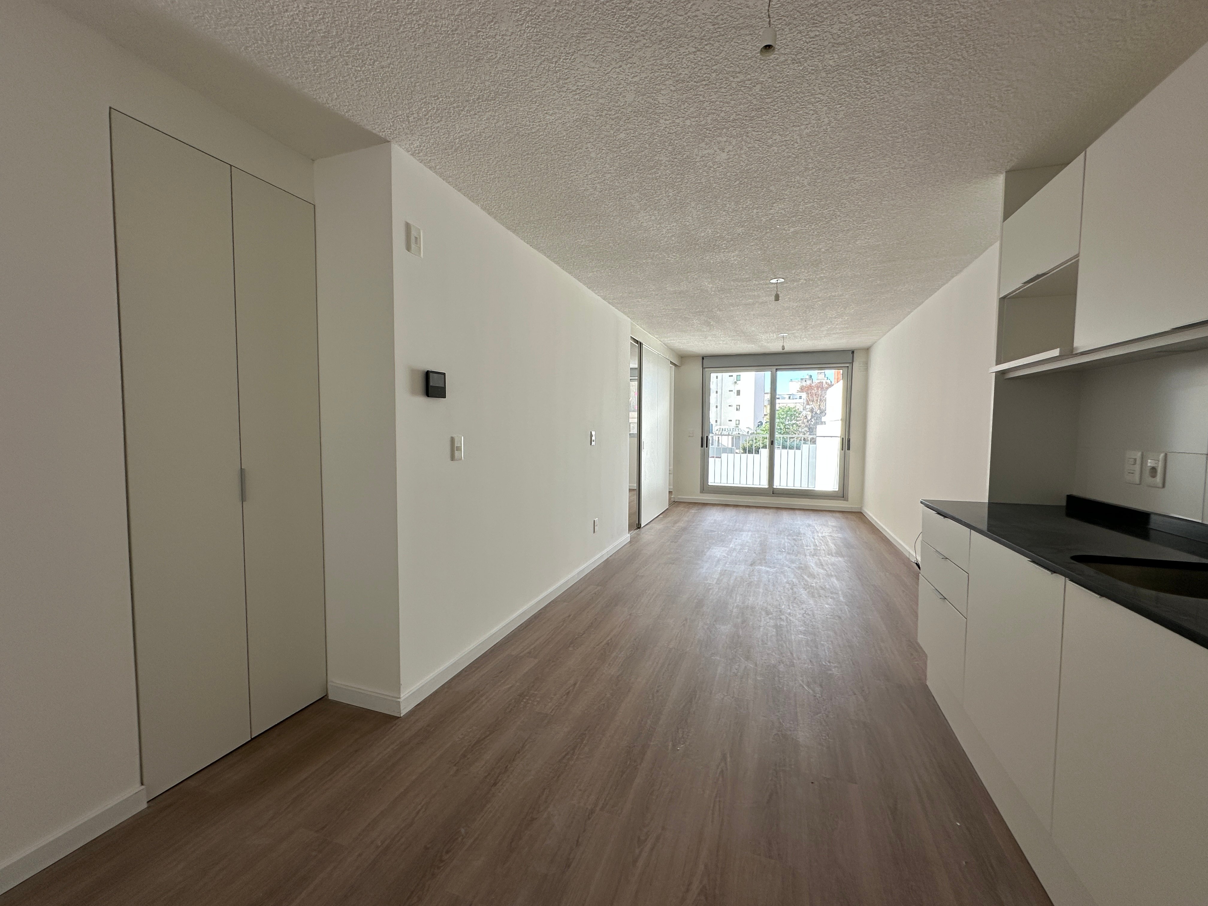 Alquiler Apartamento 1 Dormitorio 1 Baño Cordón · Foto 3