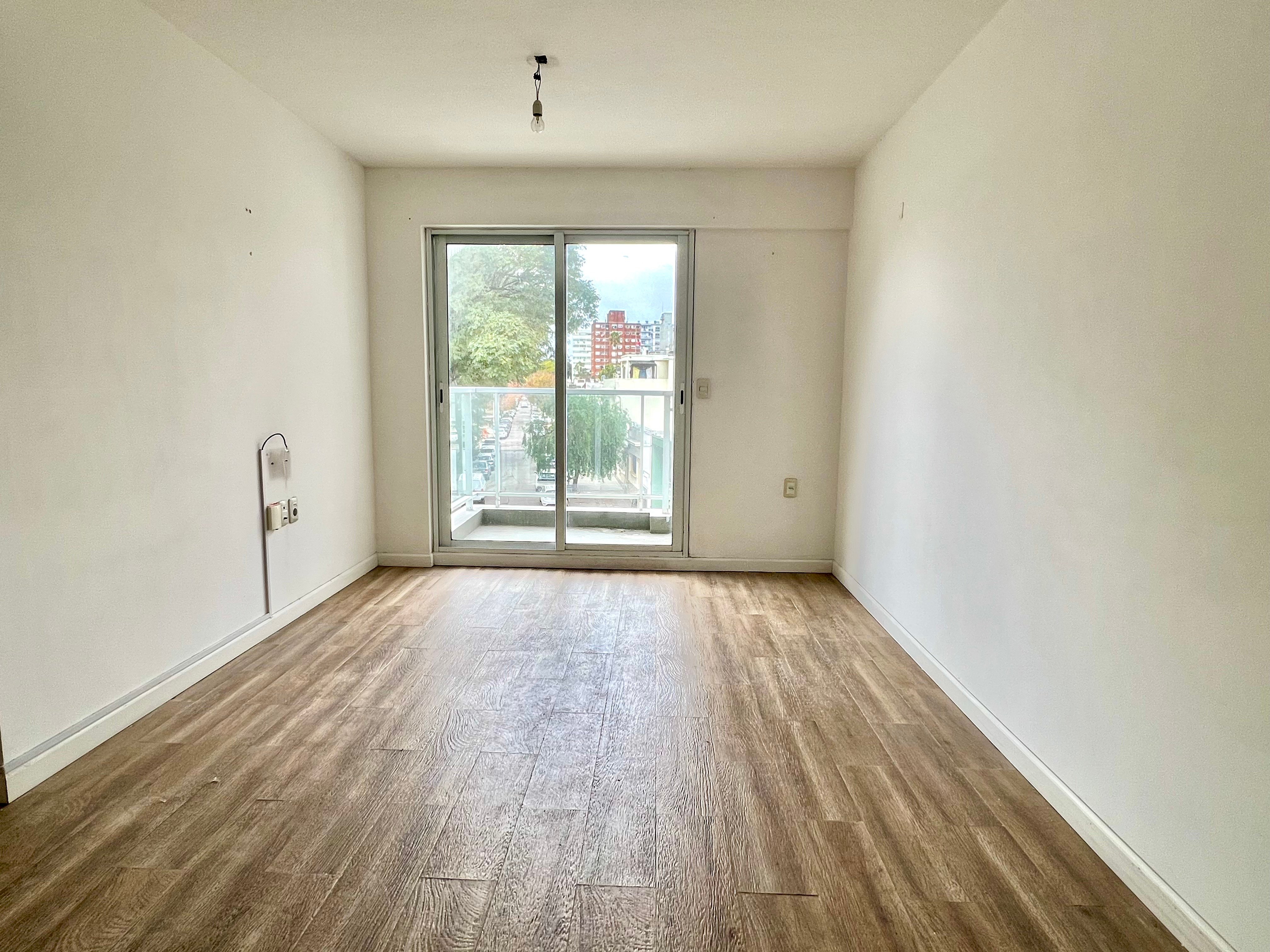 Alquiler de apartamento de 2 dormitorios al Frente en La Blanqueada