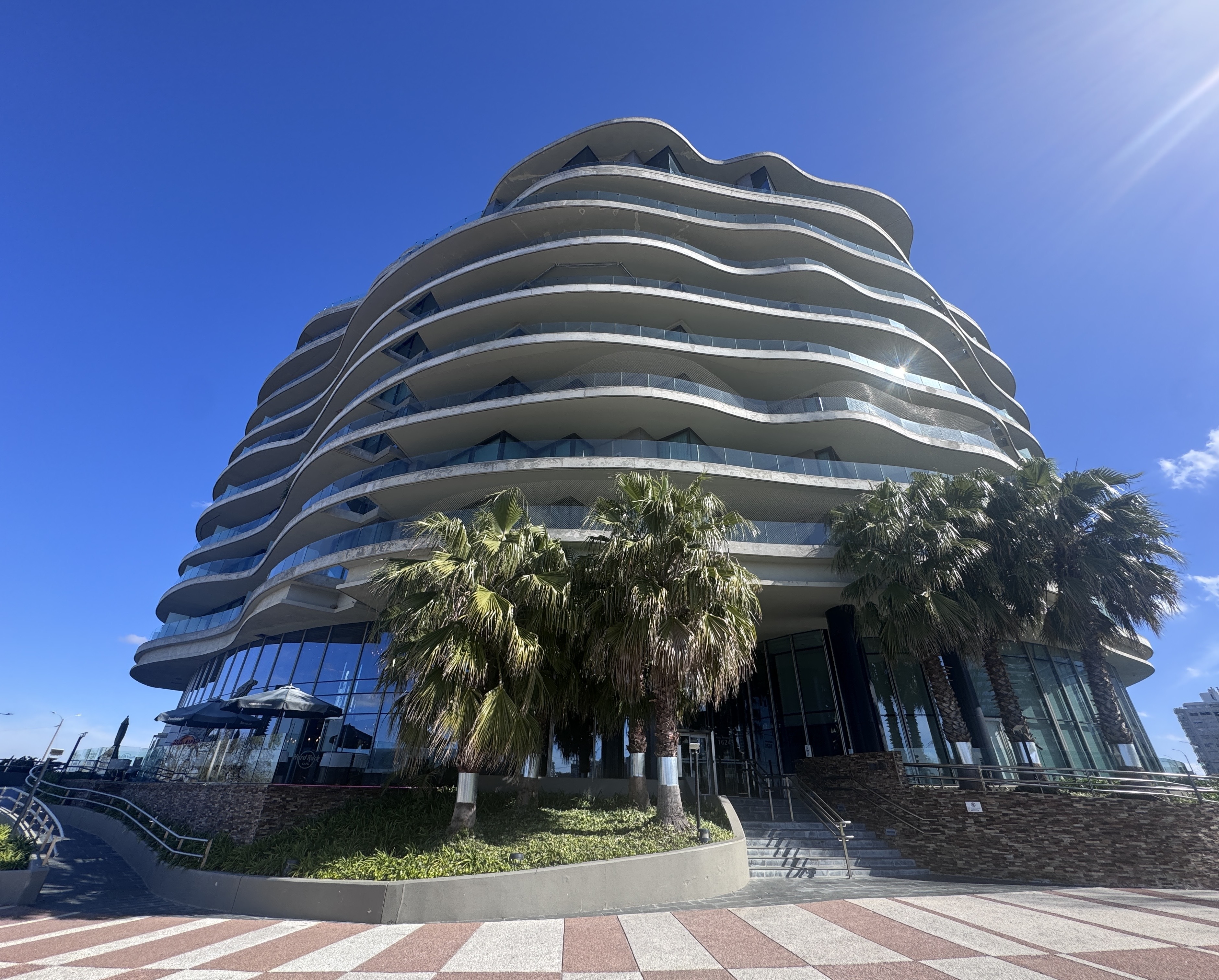 Alquiler de apartamento amueblado de 1 dormitorio y garaje en Puerto del Buceo / Edificio Forum