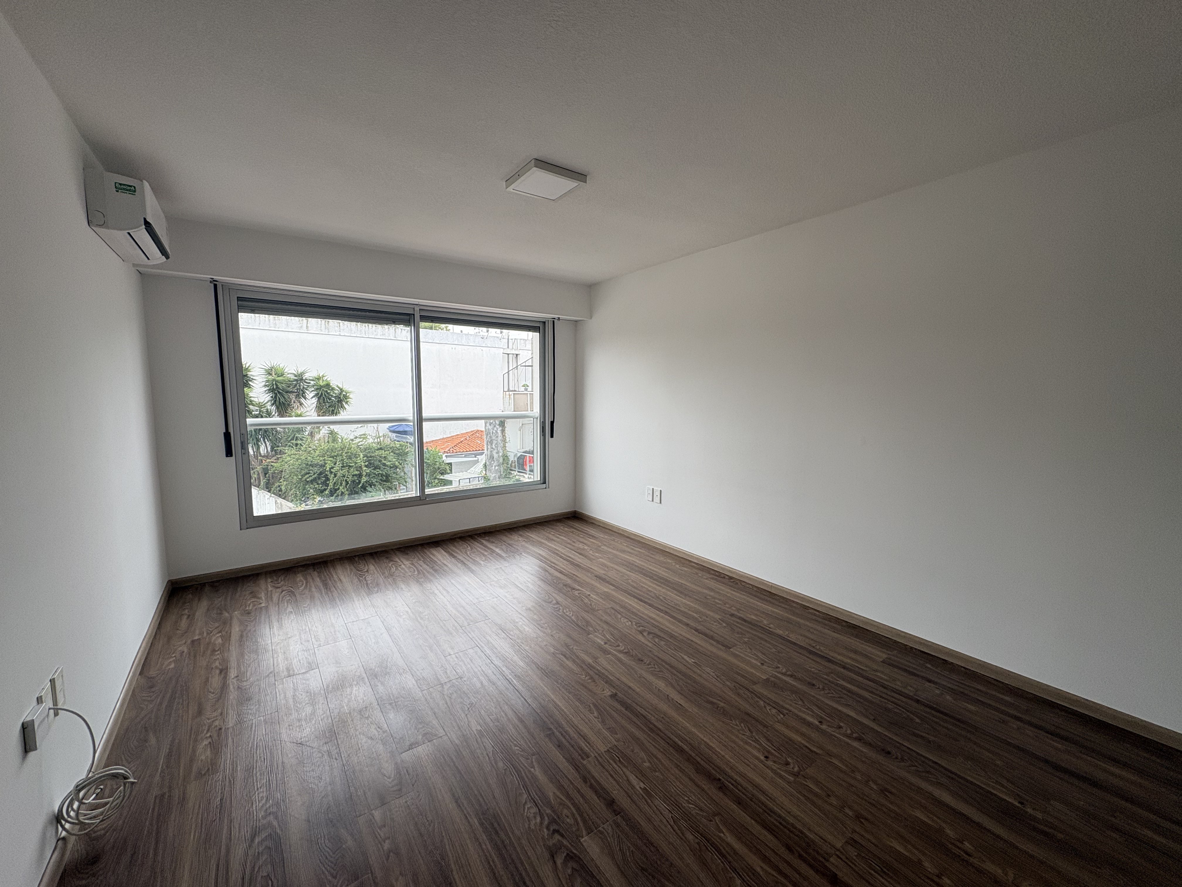 Alquiler en Edificio Maui – Pocitos | 1 Dormitorio con Vista Despejada · Foto 6