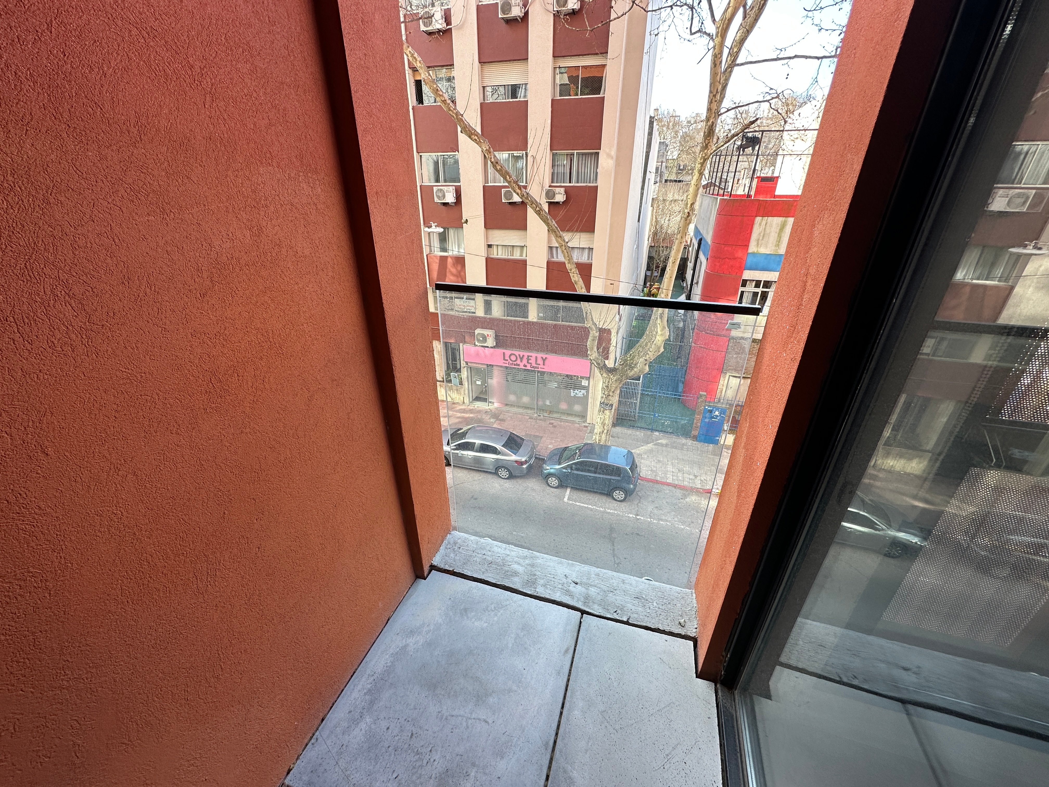 Alquiler Monoambiente en Barrio Sur · Foto 3