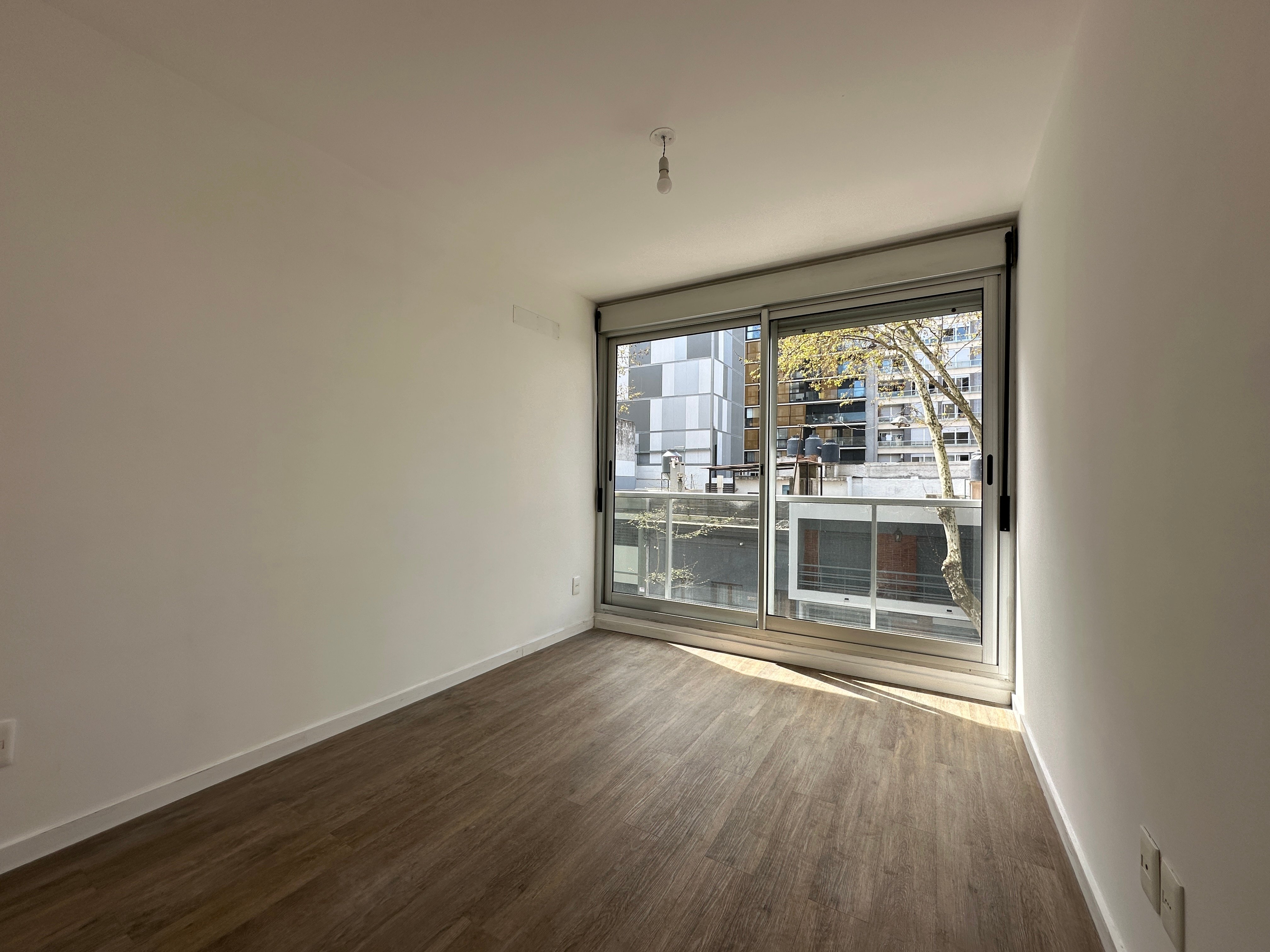 Alquiler de apartamento de 1 dormitorio en Cordón Sur / Edificio Torres Oliva · Foto 6