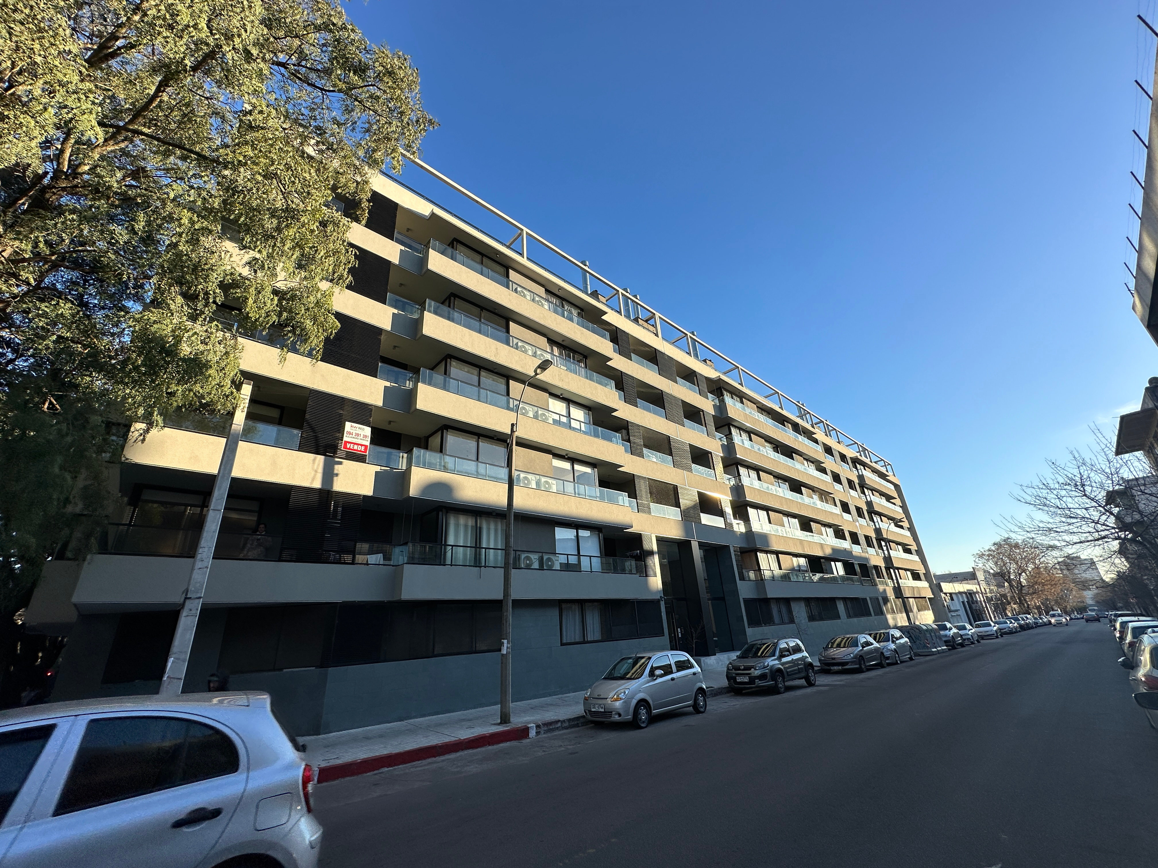 Venta de apartamento de 2 dormitorios en Nostrum Plaza 2, Tres Cruces