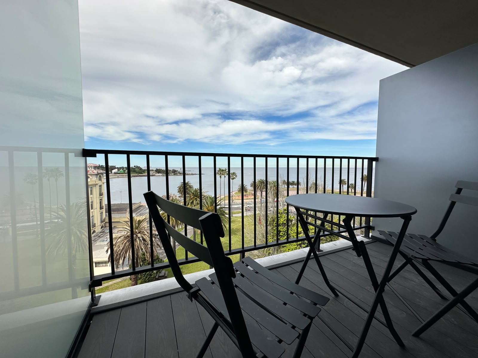 Alquiler de apartamento monoambiente amueblado en Cosmopolitan, Parque Rodó · Foto 3