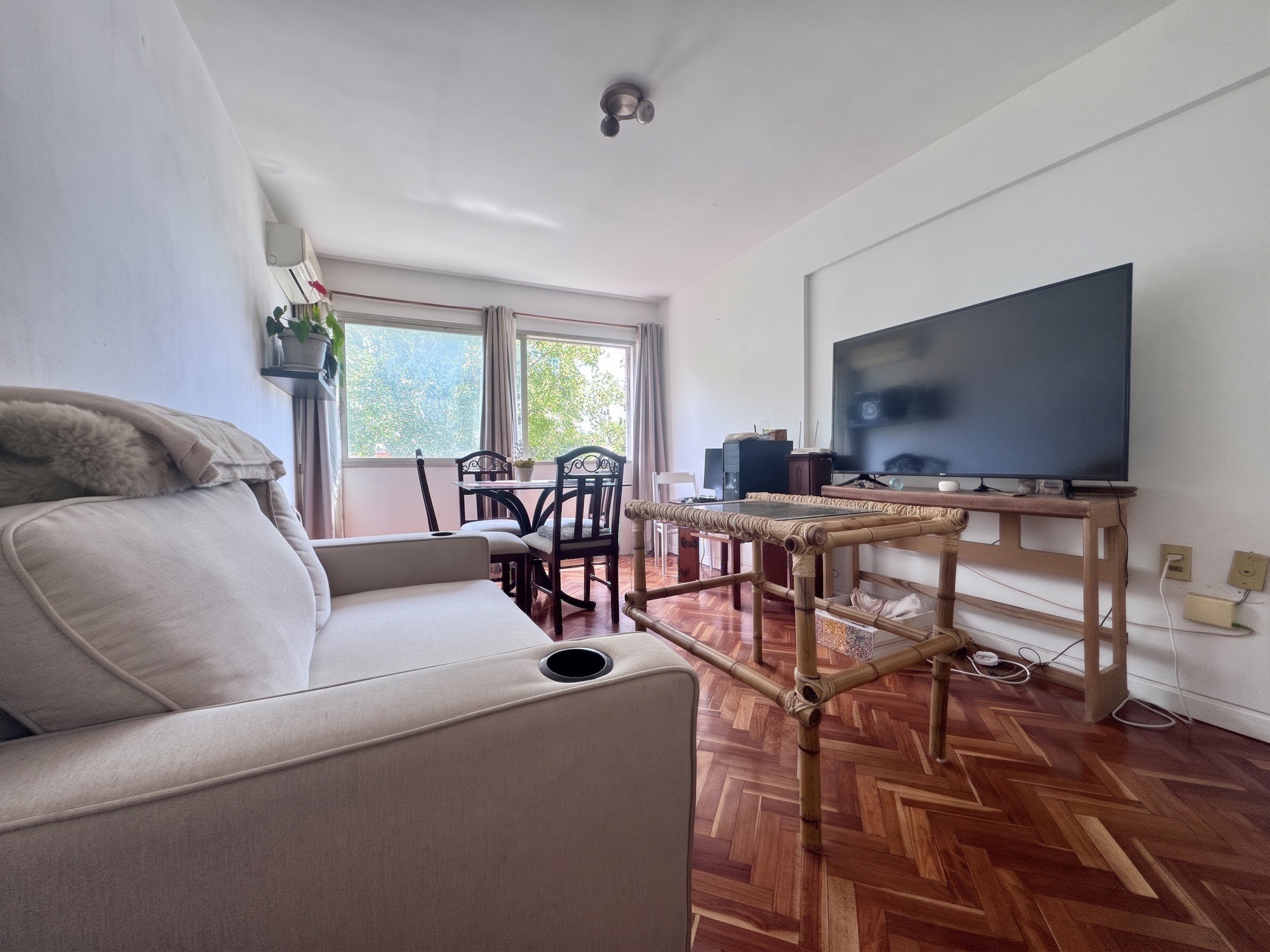 Venta Apartamento 2 dormitorios en el Centro con Renta