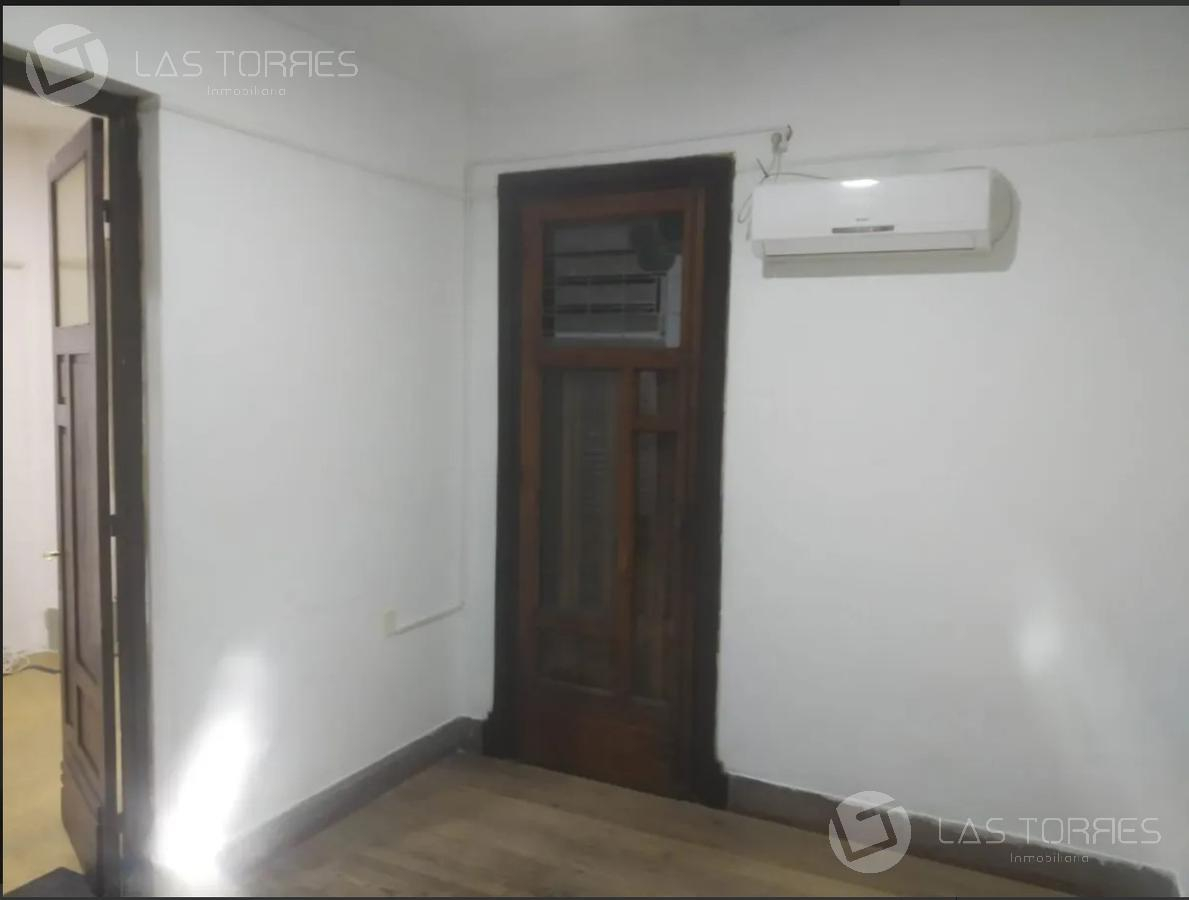 Venta, Apartamento, 3 Dormitorios, Balcón, Frente, Centro, LAS-19573