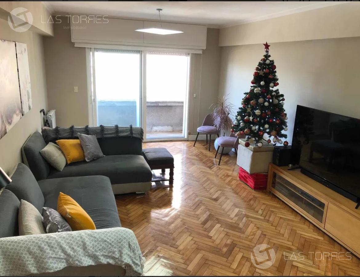 Apartamento - Con Renta - Amplio, Reciclado, G.c 12.000 Sin Garage!! LAS-19876
